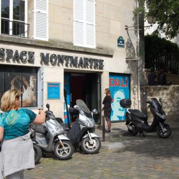 Montmartre, muzeum S. Dali, Jan Nowak