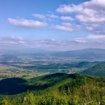 Panorama ze szlaku niebieskiego na Skrzyczne, DoRi