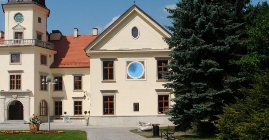 Zamek w Tarnobrzegu - zdjęcie
