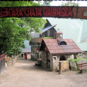 Stara Chata Wolańska, Roman Świątkowski