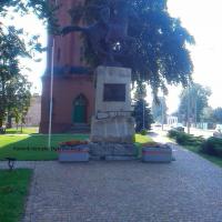Wieża i pomnik, Robert B