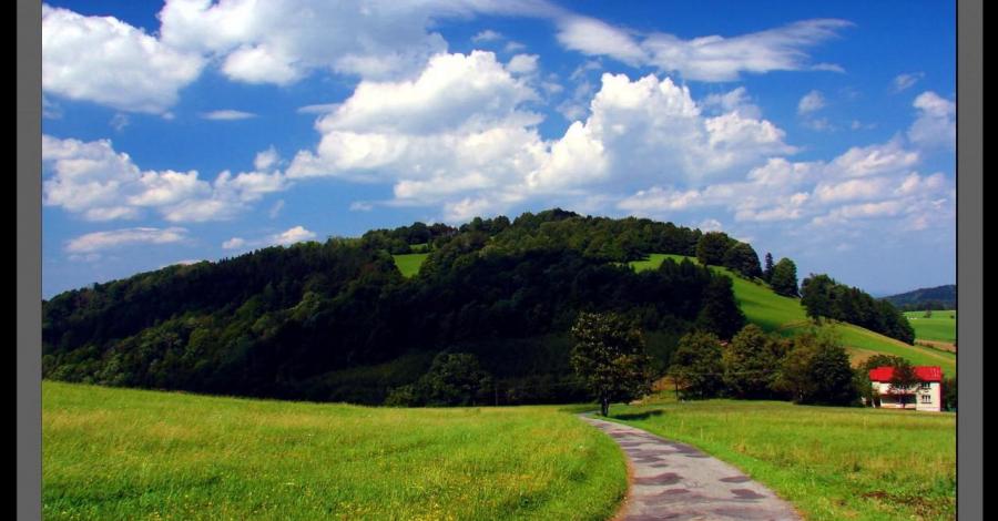 Pogórze Cieszyńskie/Beskid Śląski : Cz.1 Szlak czarny Goleszów przez Tuł 621m - Mała Czantoria 866m - zdjęcie