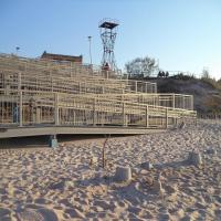 zejście na plażę w Łazach, Danusia