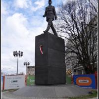 Pomnik Charles'a de Gaulle'a, Marcin_Henioo