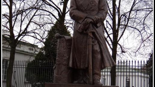 Pomnik Marszałka Piłsudskiego, Marcin_Henioo