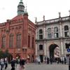 dwór bractwa św. Jerzego i złota brama, Magdalena