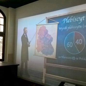 w dawnej szkole z wirtualnym nauczycielem, Danuta