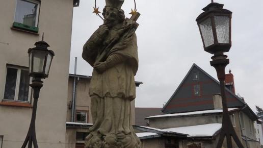 Kowary na moście z zachowaniem tajemnicy, Ela