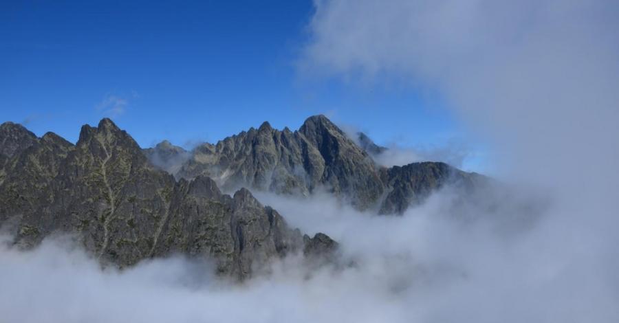 Tatry Wysokie 2015r_Sławkowski Szczyt, Jagnięcy Szczyt, Morskie Oko, Mięguszowiecka Przełęcz Pod Chłopkiem, Świstówka Roztocka, Dol. 5 Stawów Polskich, Przeł. Krzyżne, Hala Gąsienicowa - zdjęcie