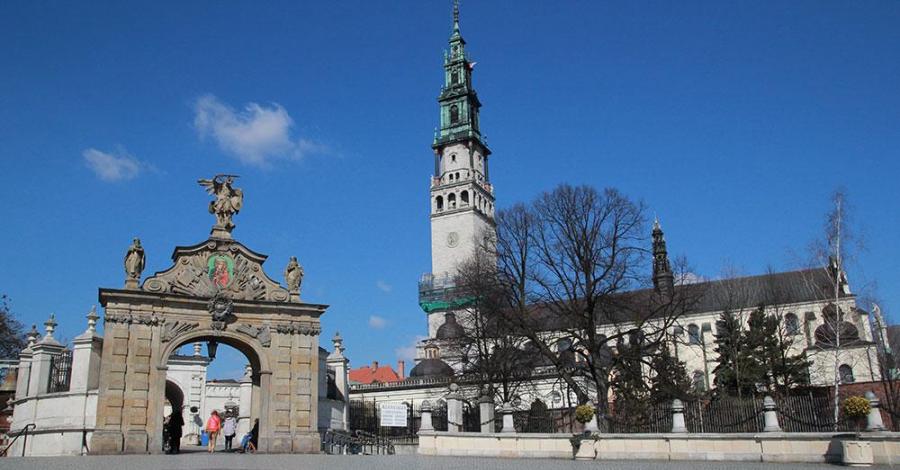 Jasna Góra prawie wiosennie - zdjęcie