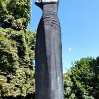 pomnik w hołdzie matce - polce, Magdalena