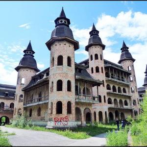 Zamek w Łapalicach