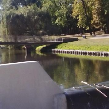 Na spacer jesienny to tylko do parku im. Henryka Sienkiewicza we Włocławku - zdjęcie