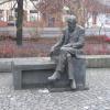 ławeczka J.I. Kraszewskiego, Joanna