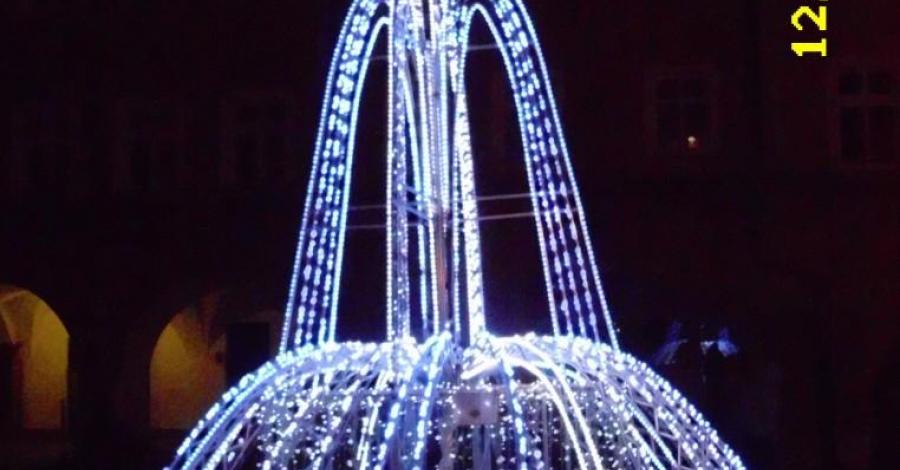 Górki i pagórki czyli Jelenia Góra w grudniu 2011r. - zdjęcie