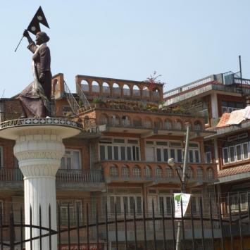 Pierwsza Nepalka na szczycie M. Everestu, Tadeusz Walkowicz