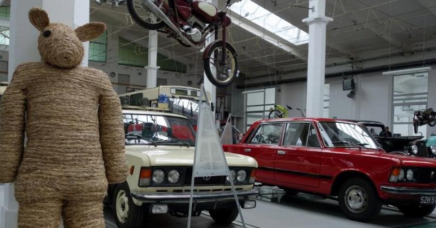 Muzeum Techniki i Komunikacji - Zajezdnia Sztuki w Szczecinie - zdjęcie