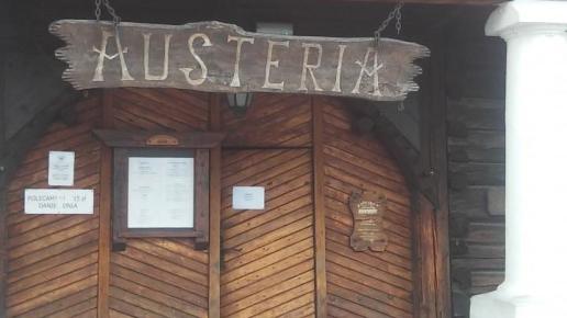 Austeria ta i 7 kolejnych fot, mokunka