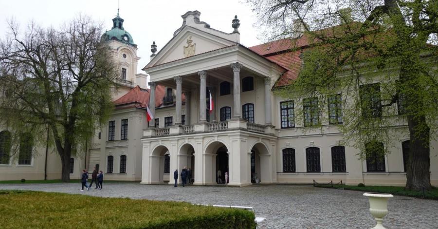 Na pokojach u hrabiego - Pałac w Kozłówce - zdjęcie
