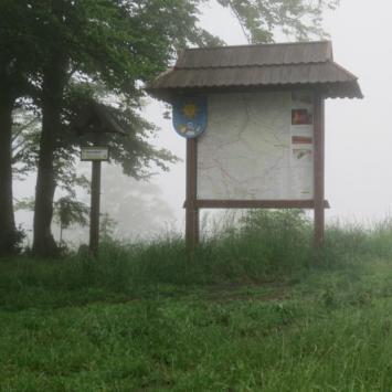 Szczyt Szczebla, EmiZtg