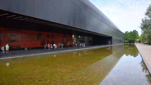 przed Afrykarium, Maciej A