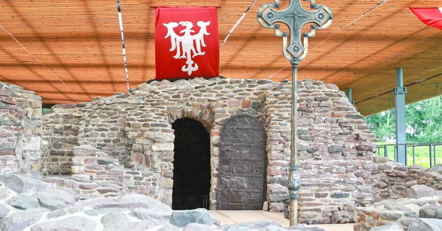 Szlak Piastowski - Ostrów Lednicki, Skansen i Giecz - zdjęcie