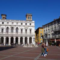 Piazza Vecchia, allie