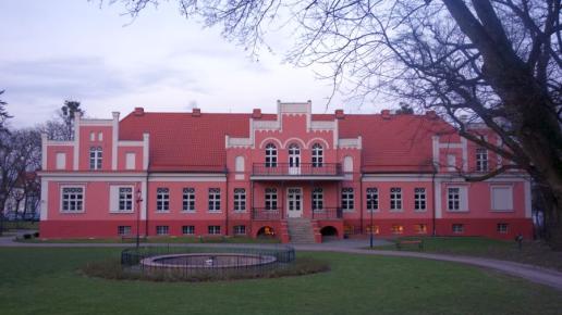 Pałac Przebendowskich i Keyserlingków, allie