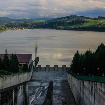 Nad Zaporą widziane ... z widokiem na Jezioro Sromowieckie, Fasola na Szlaku