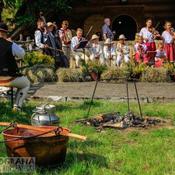 Dzień Pierwszy ..., Fasola na Szlaku