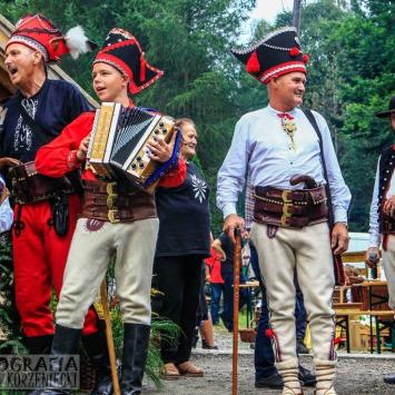 Dzień Pierwszy ..., Fasola na Szlaku