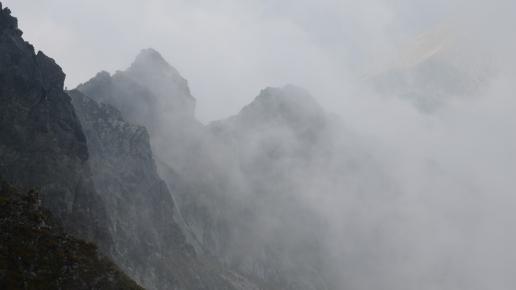 chmurna aura tajemniczości, Maciej A