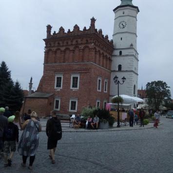 Rynek, Jola