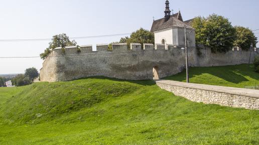 Szydłów polskie carcassonne