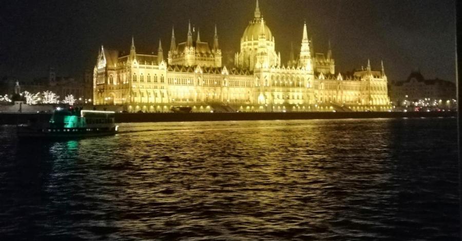 Budapeszt - Jarmark Bożonarodzeniowy - zdjęcie