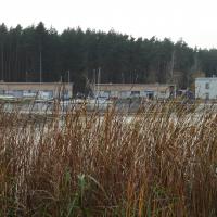 widok z wyspy na ośrodek sportów wodnych, Joanna