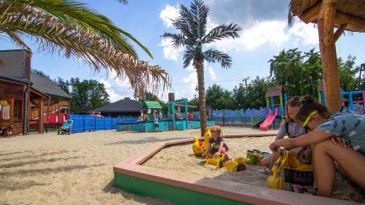 Amerykański Park Rozrywki Twinpigs