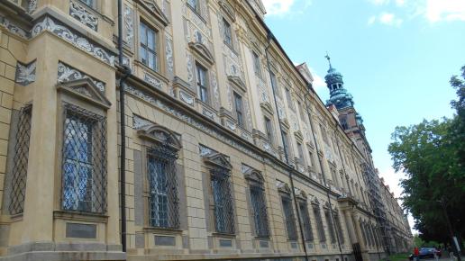 Część budowli wyremontowana, MaciejW
