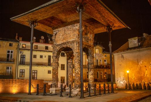 Tarnów nocą