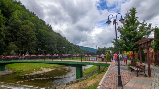 Promenada Nad Grajcarkiem w Szczawnicy