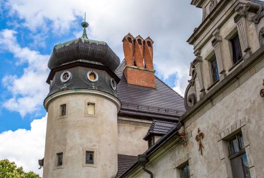 Zamek w Dąbrowie