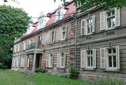 Pałac w Bystrzycy Dolnej, Mariusz