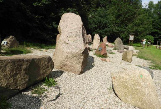 lapidarium na Górze Dylewskiej, Joanna