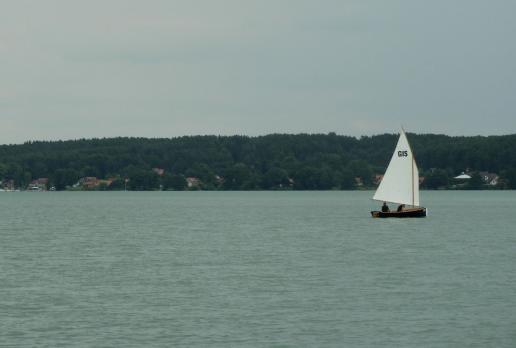 wokół Jeziora Plusznego - widok z plaży Zielonowo, Joanna