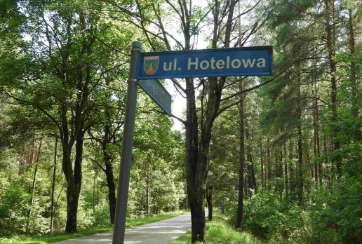Pluski - ulica Hotelowa, Joanna