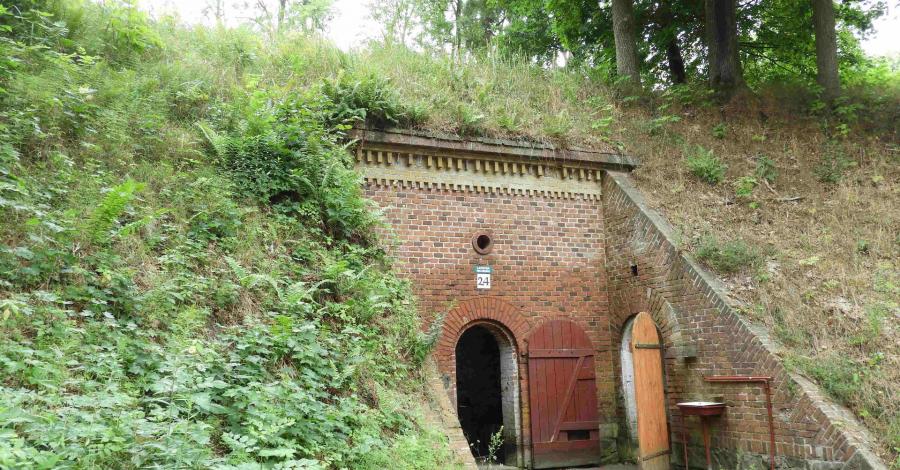 Twierdze, bunkry, schrony – Giżycko na dobry początek - zdjęcie