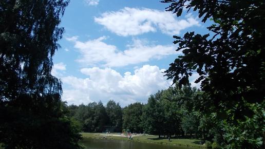 Na wodę i ku niebu, tomtur