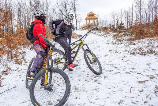 Biegną tu trasy enduro