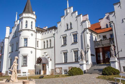 Pałac Sulisław