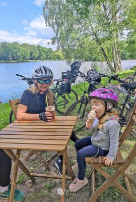 Park w Świerklańcu - lody i kawa mrożona